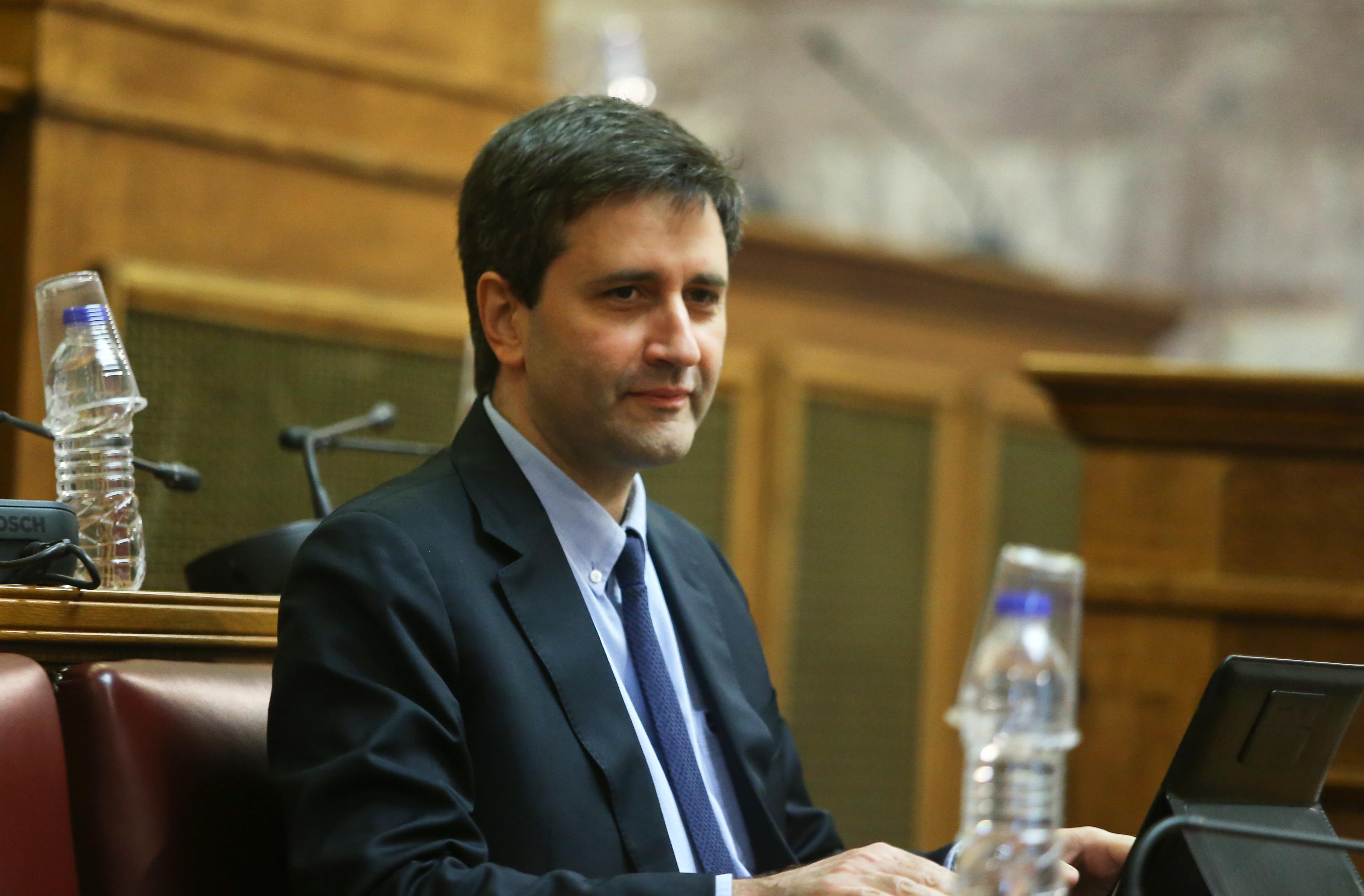 Χουλιαράκης: Το μνημόνιο τελειώνει ουσιαστικά τον Ιανουάριο του 2018