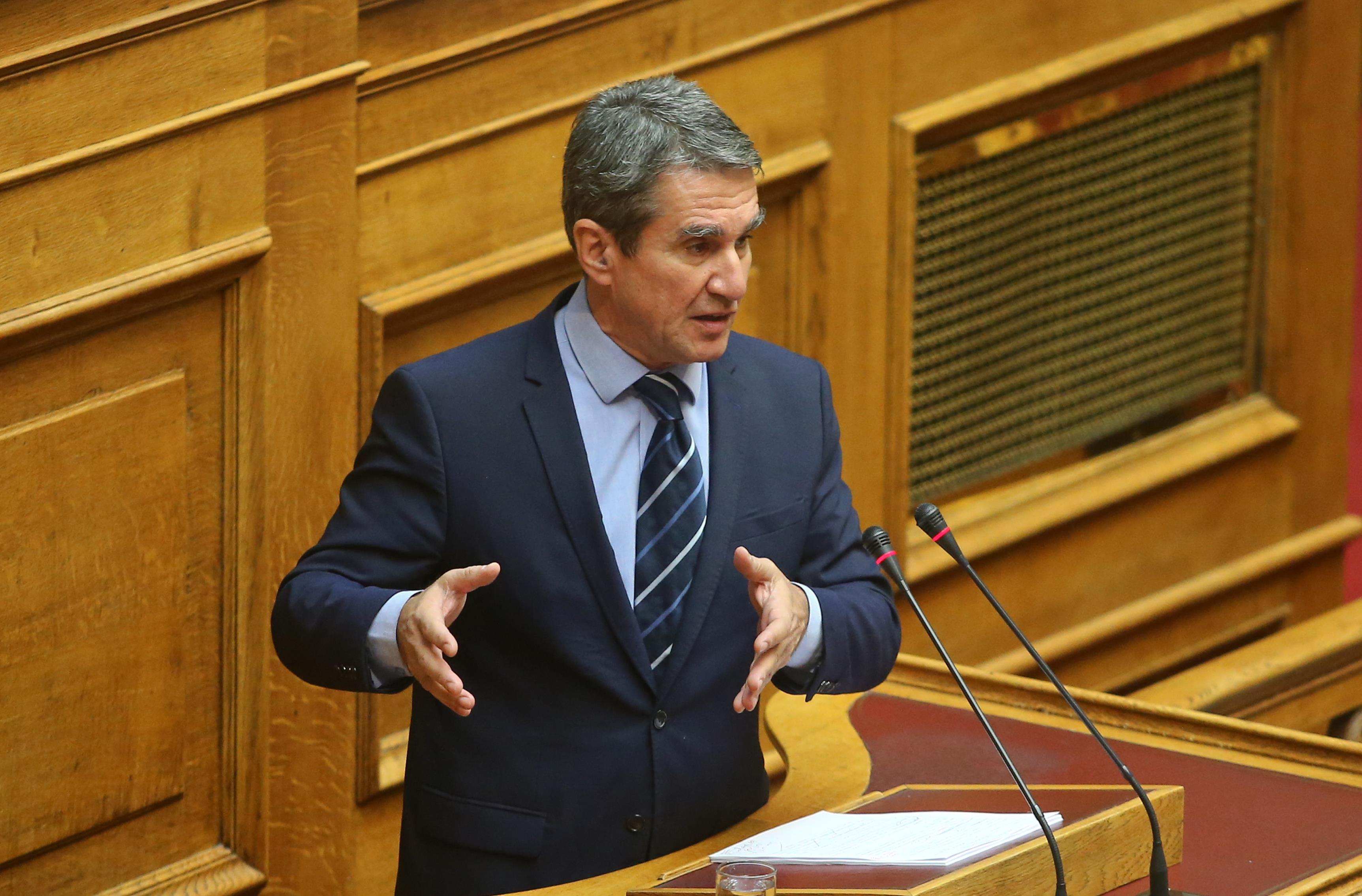 Λοβέρδος: Το όνομα του μεσάζοντα δεν υπάρχει στη συμφωνία