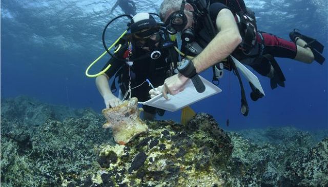 Αμφορείς βρέθηκαν σε υποβρύχια έρευνα στη Νάξο