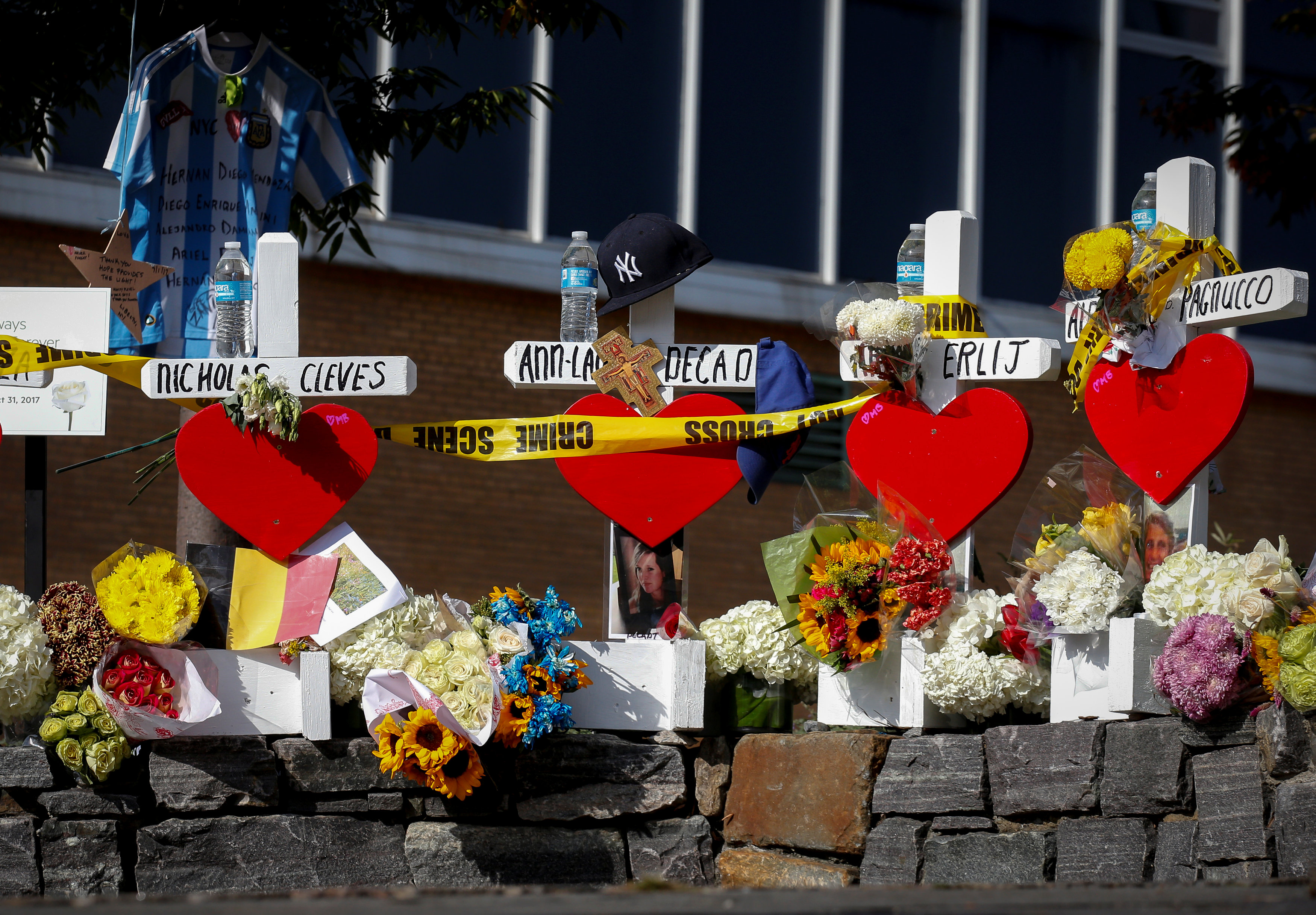 Αδερφή δράστη Νέας Υόρκης ζητεί βοήθεια Τραμπ για «δίκαιη» δίκη