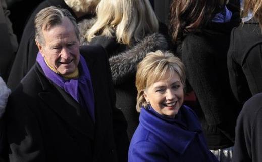 Χίλαρι Κλίντον ψήφισε το 2016 ο Τζορτζ Μπους ο πρεσβύτερος