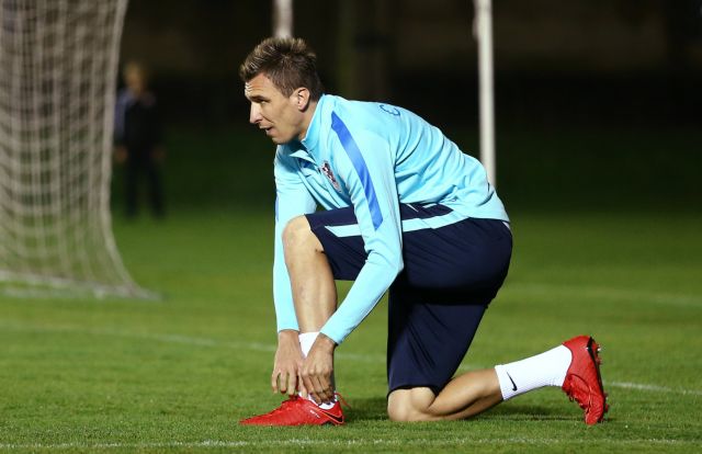 Νοκ άουτ από τον αγώνα με την Ελλάδα ο Μάτζουκιτς