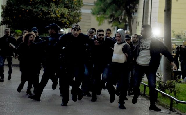 ΔΣΑ: Η Πολιτεία να λάβει μέτρα προστασίας των συνηγόρων