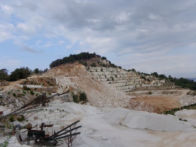Πώς σώθηκε η χρεοκοπημένη «Μάρμαρα Λαζαρίδης»