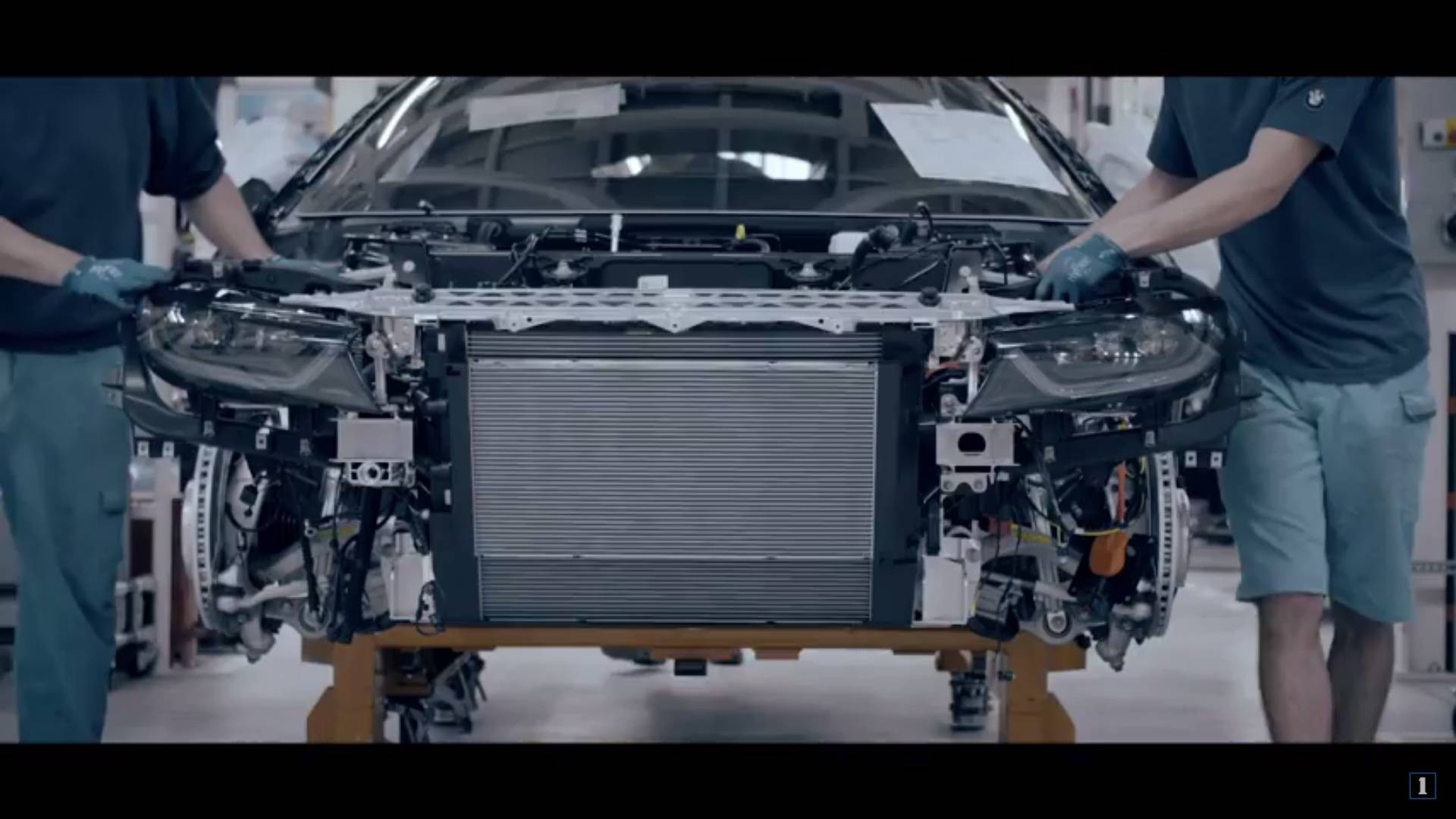 BMW i8 Roadster 2018: Με το… βλέμμα στον -ανοιχτό- ορίζοντα