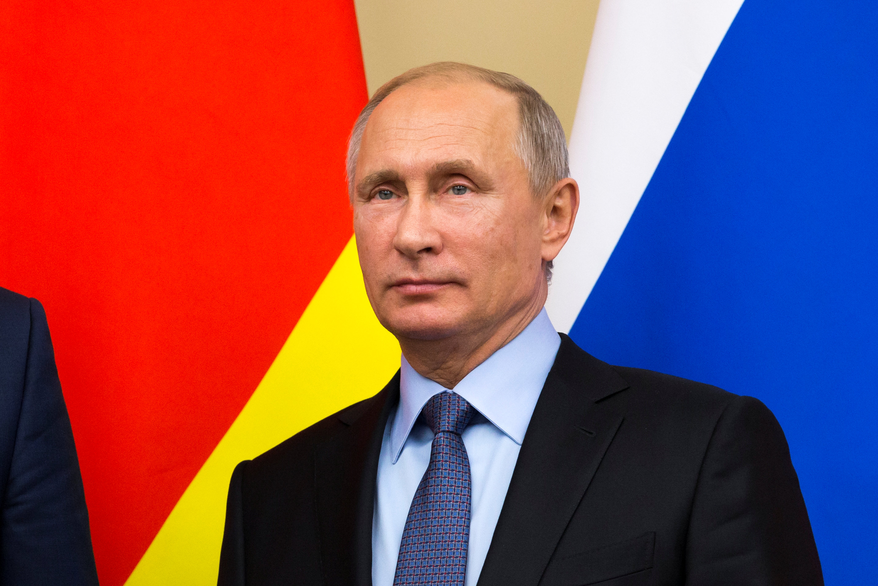 Γιατί ο Πούτιν δεν ανακοινώνει την υποψηφιότητά του