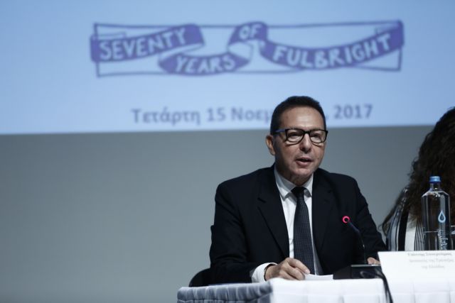 Στουρνάρας: 427.000 άτομα έφυγαν από τη χώρα τα χρόνια της κρίσης