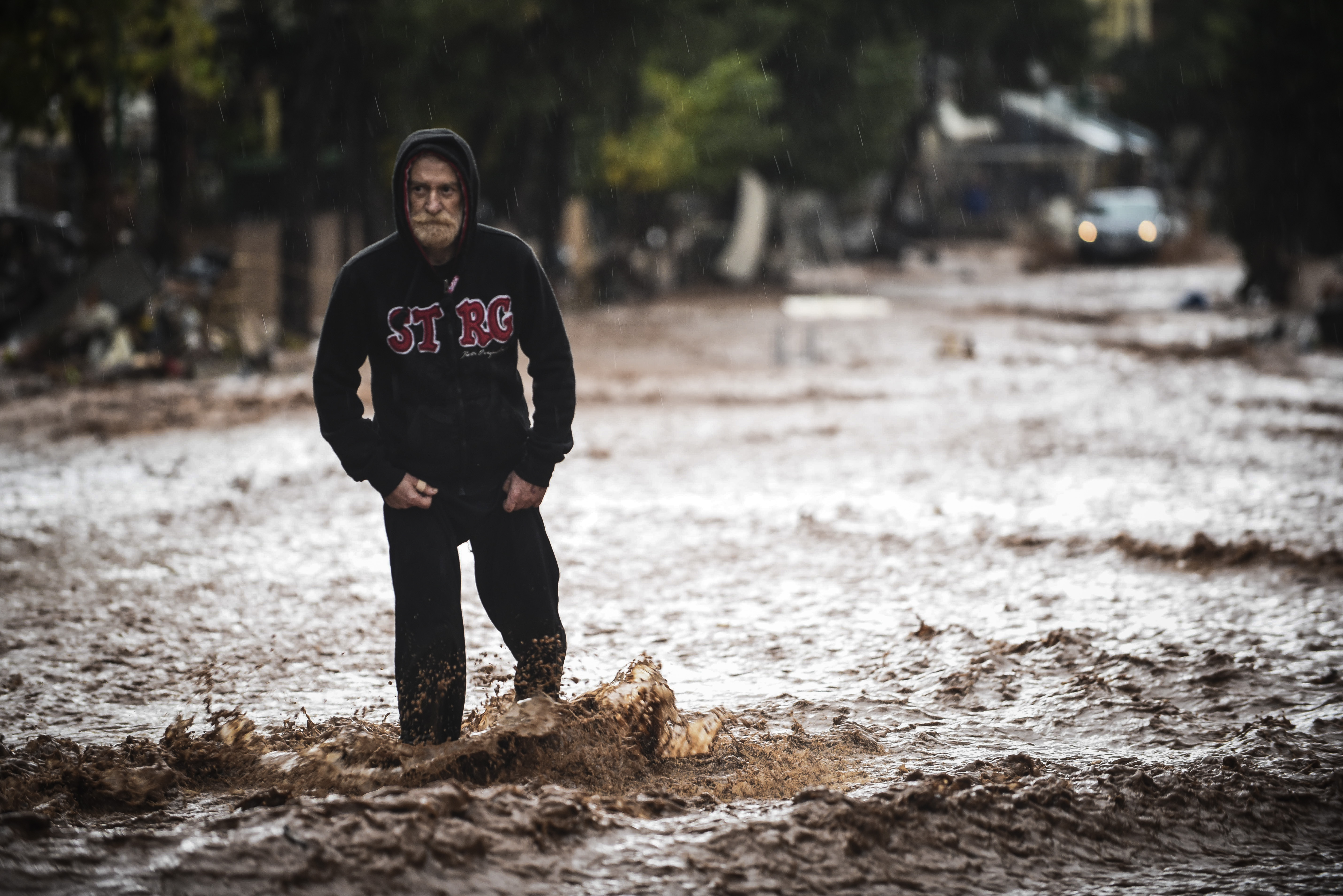 Μάνδρα: Επακόλουθο υψηλών θερμοκρασιών και ξηρασίας η πλημμύρα