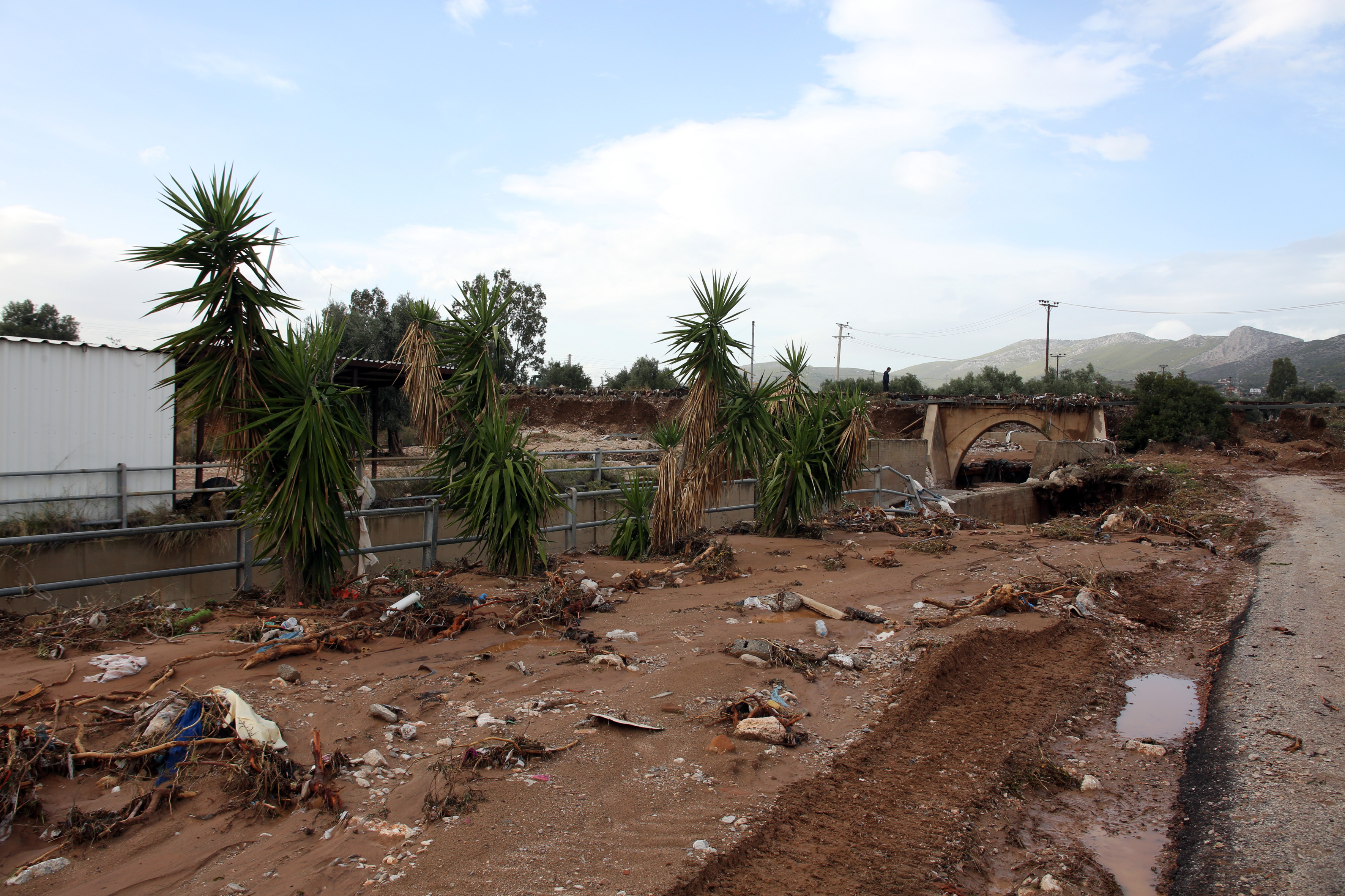 Βελγικά ΜΜΕ: Βιβλική καταστροφή στην Αθήνα