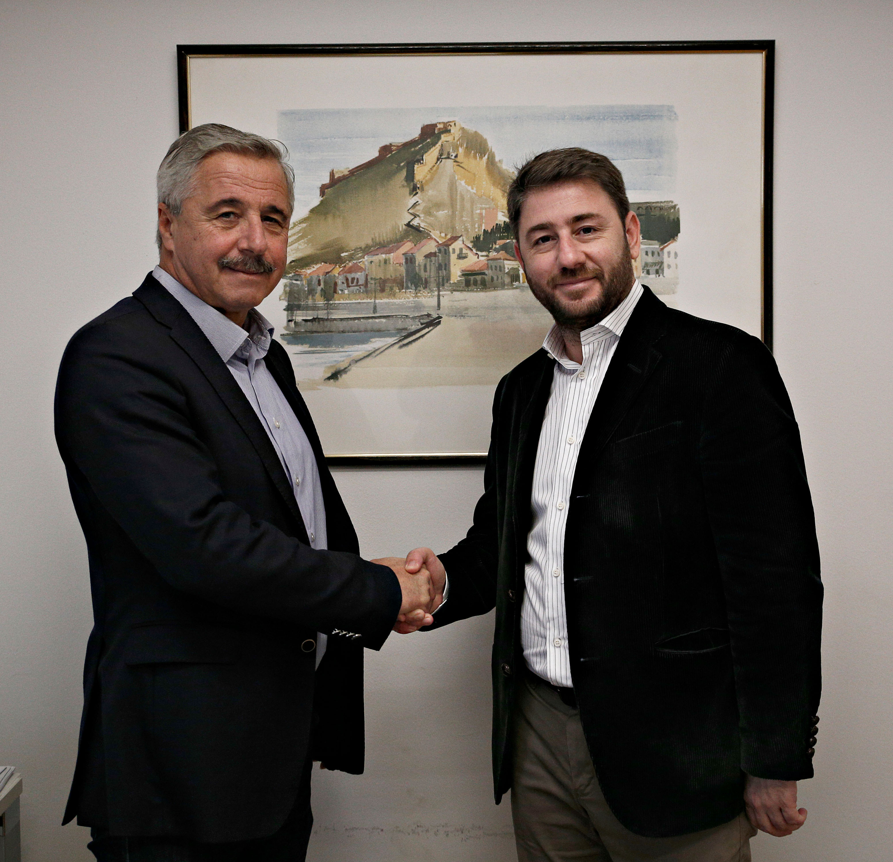 Κεντροαριστερά: Συνάντηση Ανδρουλάκη – Μανιάτη εν όψει β’ γύρου