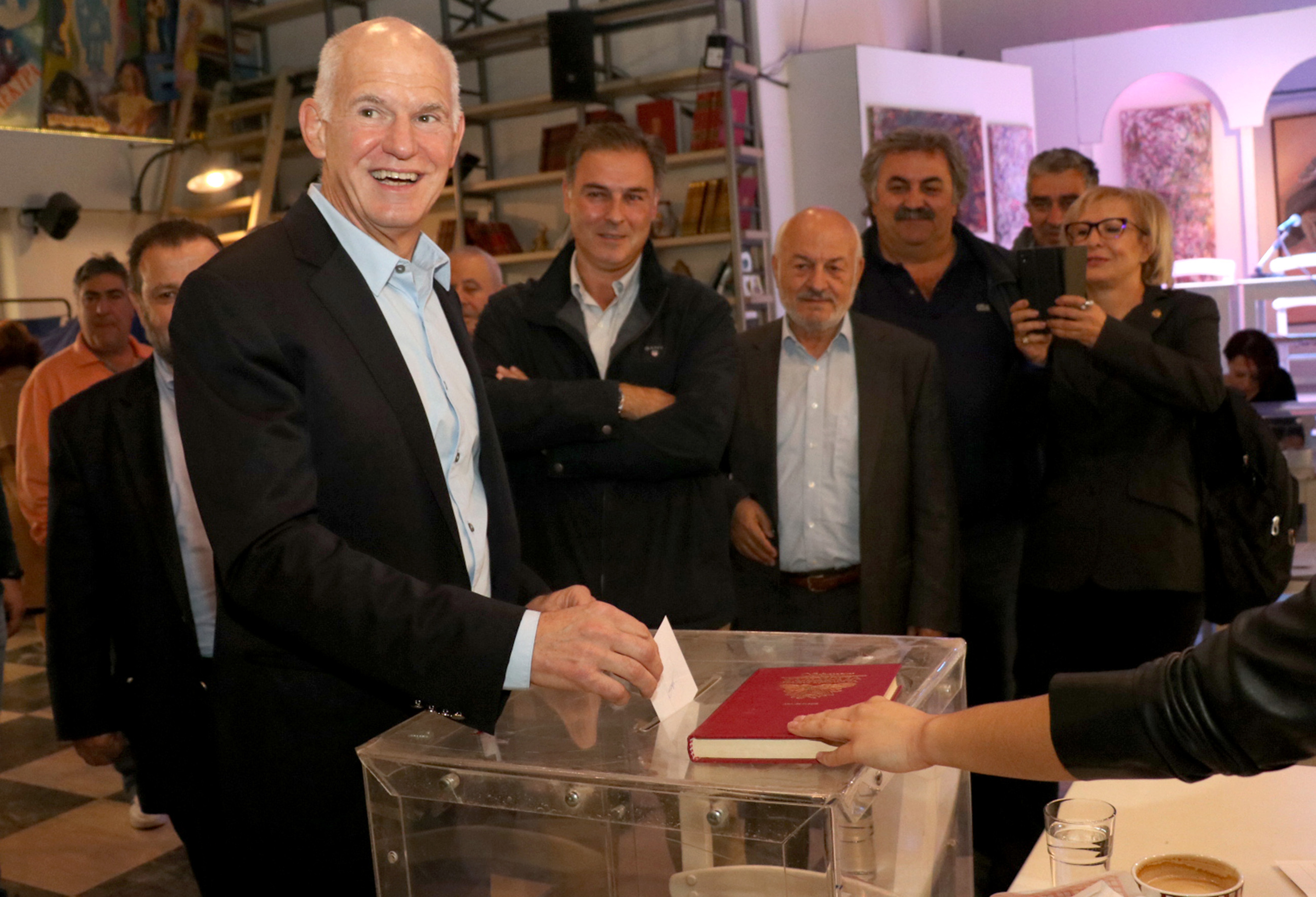 Παπανδρέου: Μήνυμα ενότητας και συλλογικής ανασύνταξης