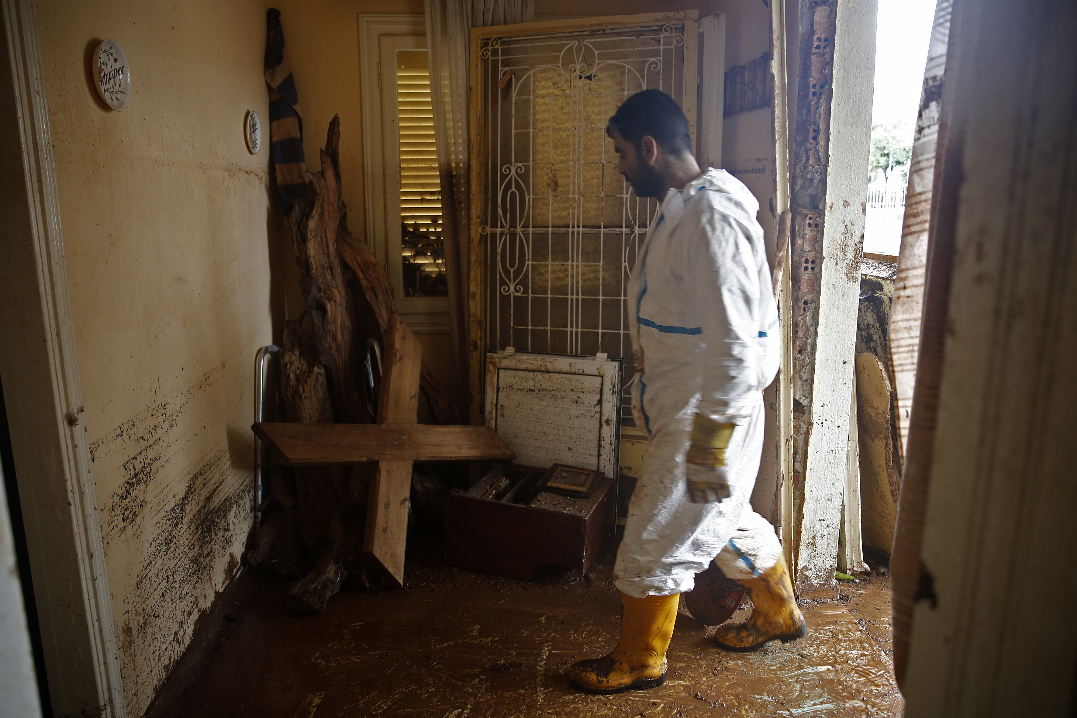 Ανακοινώθηκε επιπλέον έκτακτη ενίσχυση στους πληγέντες