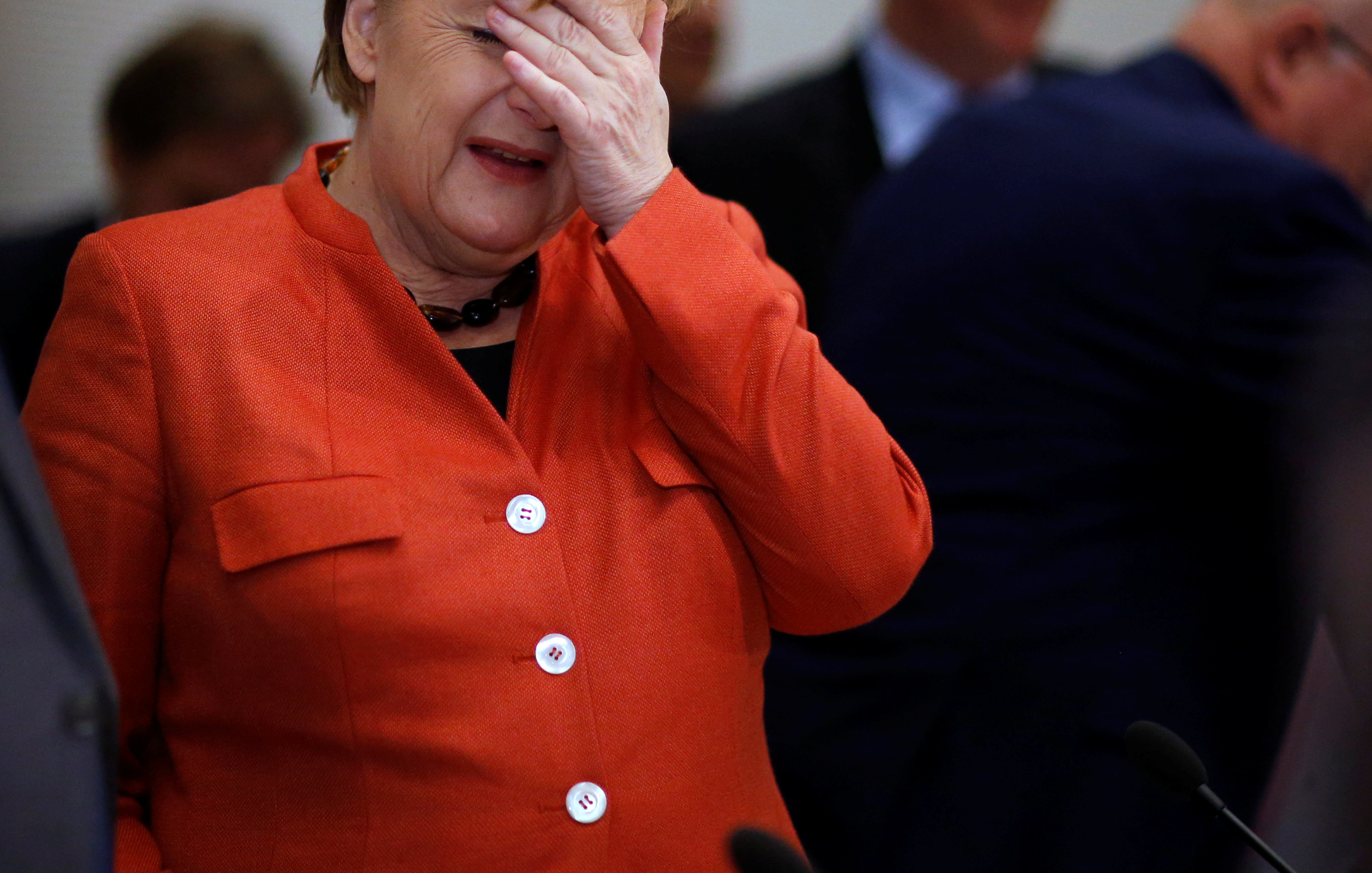 Μέρκελ: Προτιμώ εκλογές από κυβέρνηση μειοψηφίας