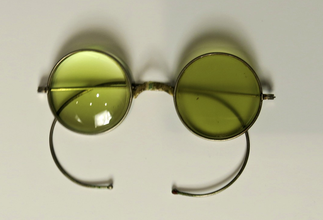 Τιμή ρεκόρ για τα γυαλιά του ζωγράφου Κλόντ Μονέ
