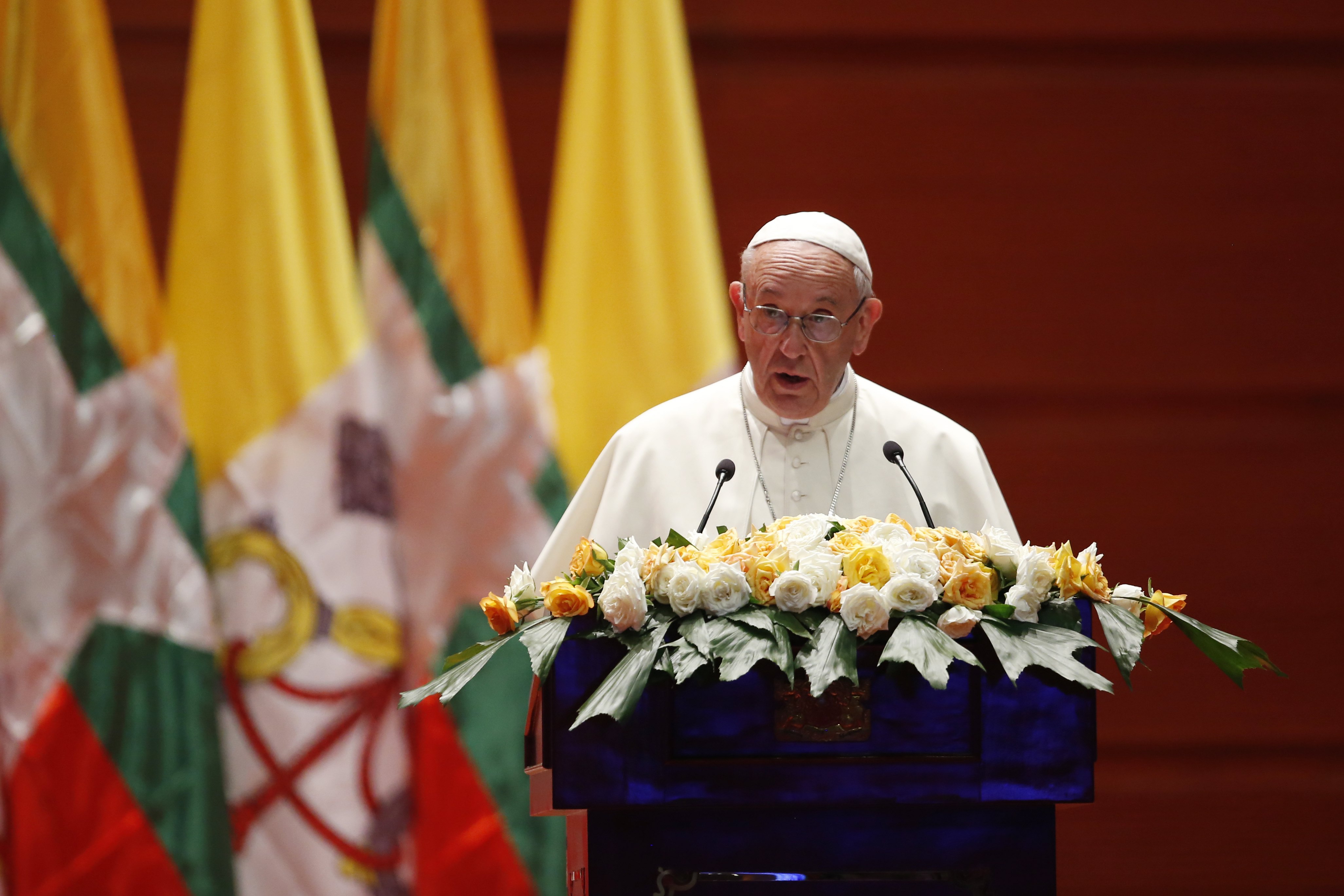 Πάπας: Ζήτησε σεβασμό των ανθρωπίνων δικαιωμάτων στη Μιανμάρ