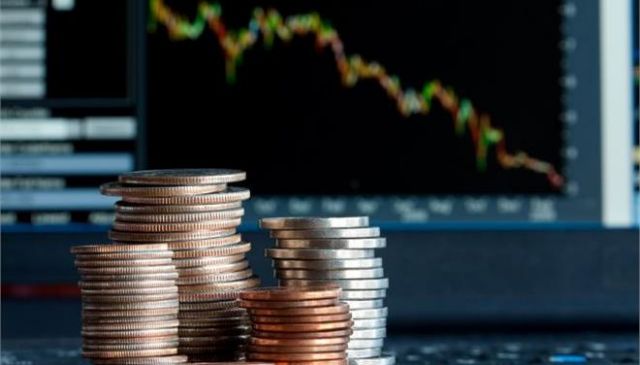 Bloomberg: Το swap βήμα στη μακρά πορεία για έξοδο από το μνημόνιο