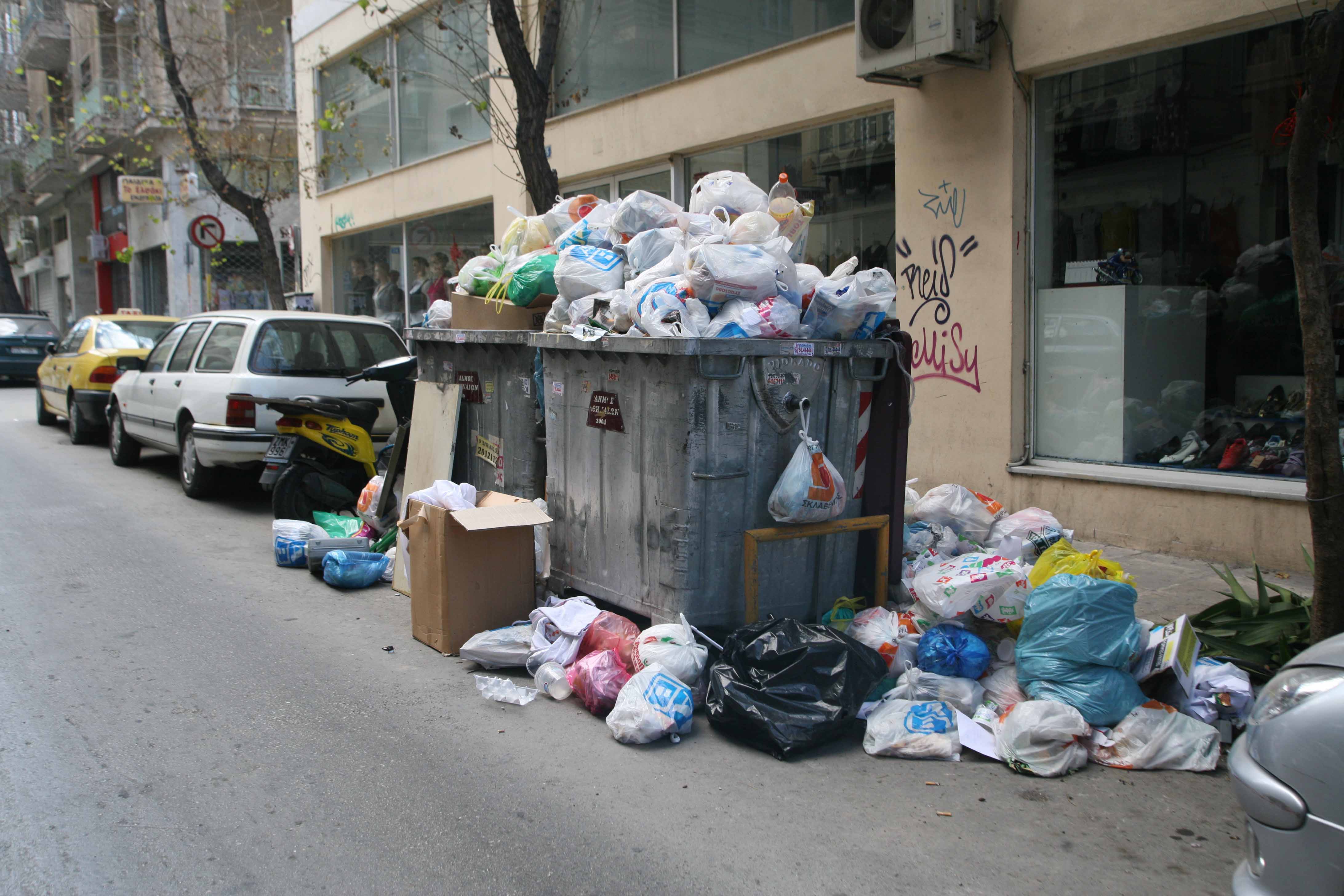 «Καμπανάκι» για τα σκουπίδια από το δήμο Αθηναίων