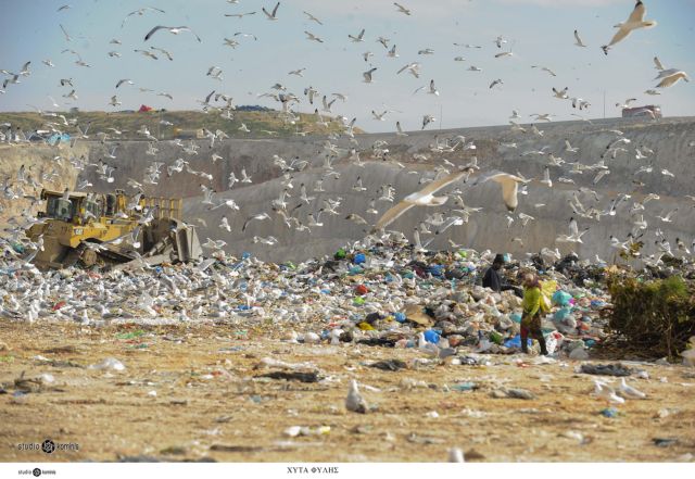 Σε τεντωμένο σκοινί η διαχείριση των σκουπιδιών στην Αττική