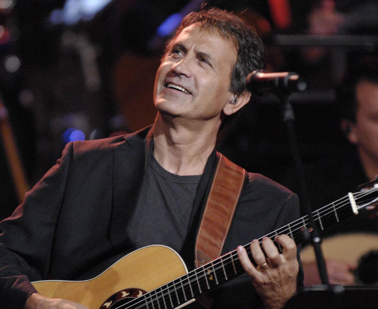 Αλλαγή ημερομηνιών: 15 και 16 Ιανουαρίου ο Νταλάρας στην Ιερά Οδό