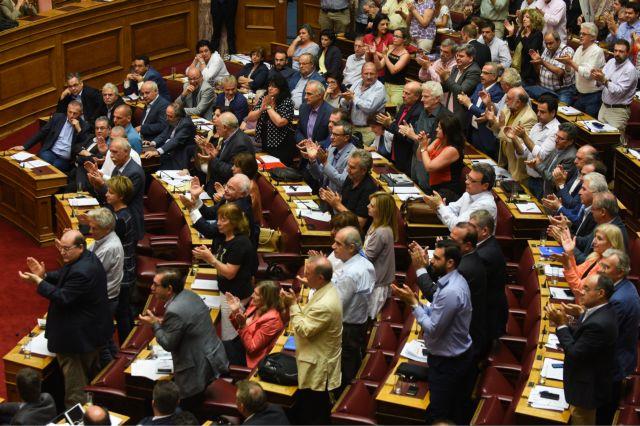 ΣΥΡΙΖΑ: Τεστ αντοχής η διώξη για τους πλειστηριασμούς