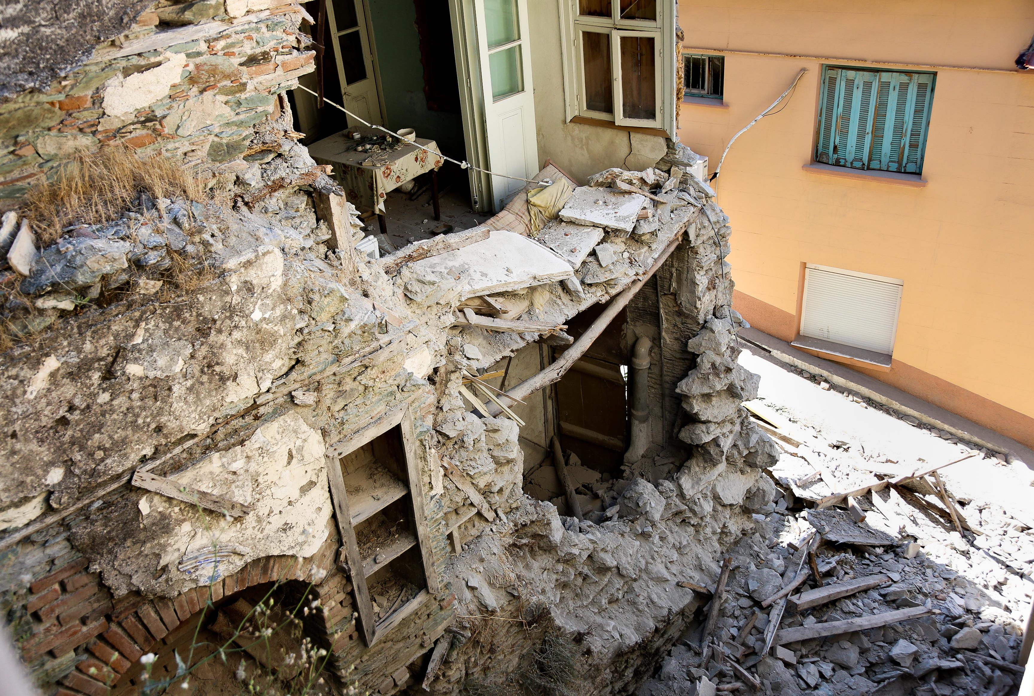 Πιτσιλής: Απαλλάσσονται από ΕΝΦΙΑ οι σεισμόπληκτοι σε Λέσβο και Κω