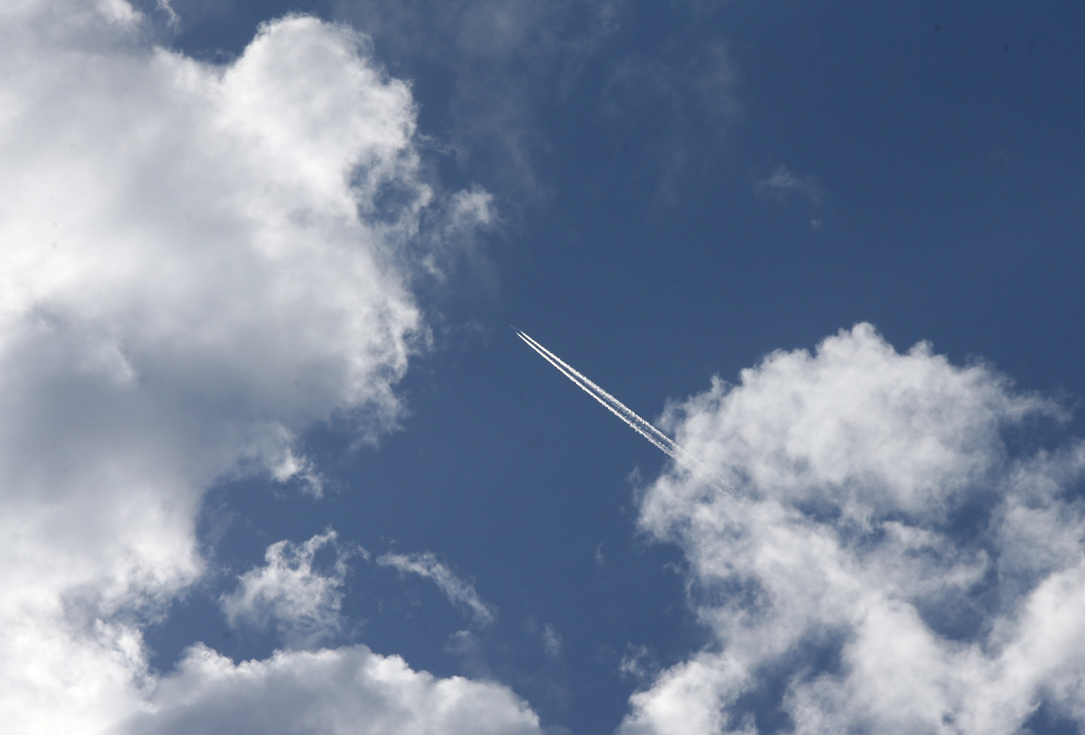 Έρευνα του FBI για αεροπλάνο που γύρισε πίσω μετά την απογείωση