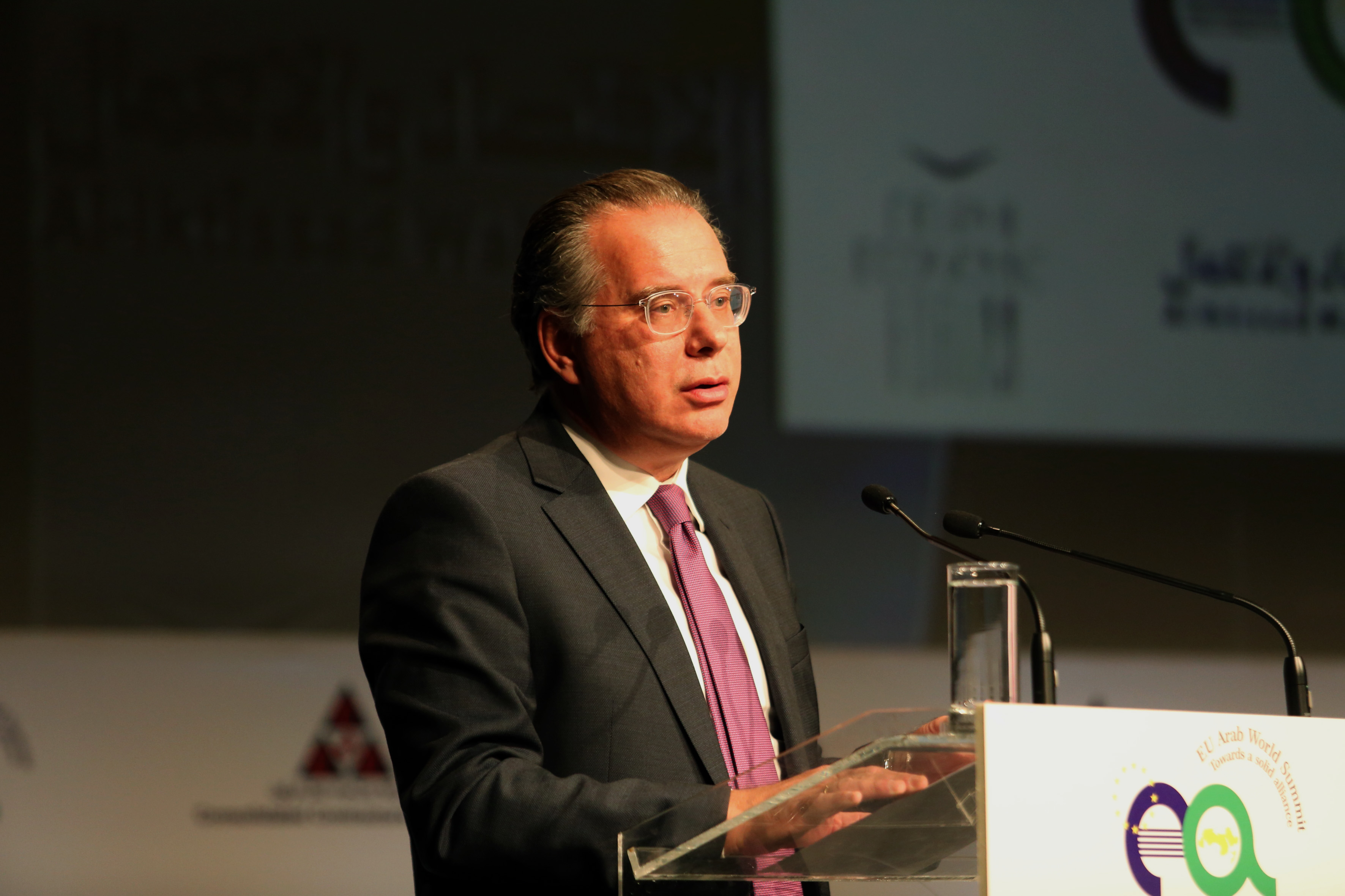 Κουμουτσάκος: Προβληματισμός για τις δηλώσεις Ερντογάν