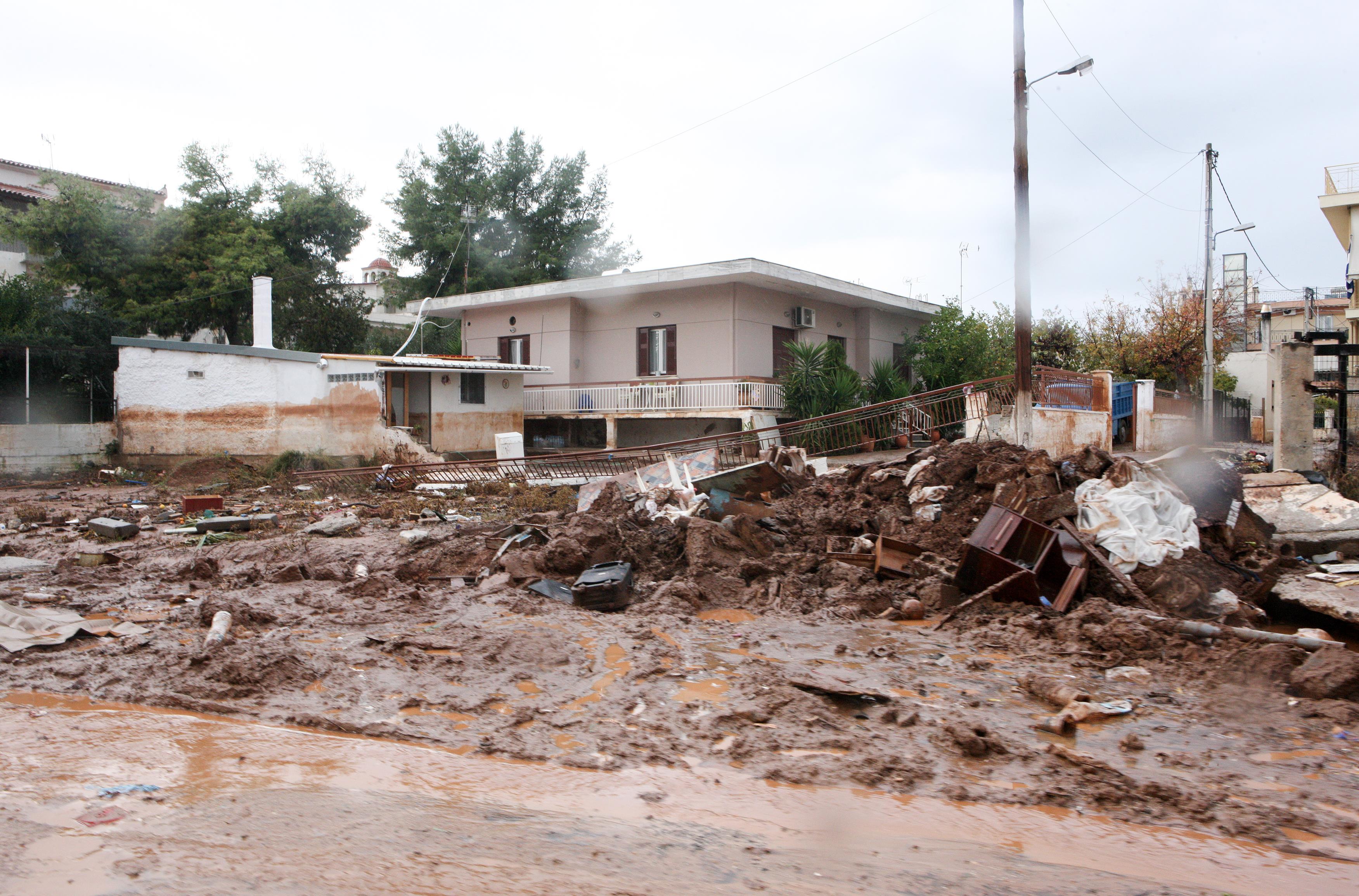 Εγκρίθηκαν 803 αιτήσεις για αποζημίωση πλημμυροπαθών Δ.Αττικής
