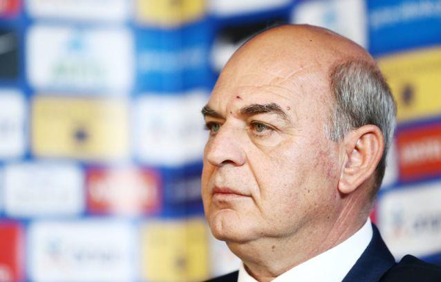 Σφαίρα και απειλητική επιστολή προς τον πρόεδρο της ΕΠΟ