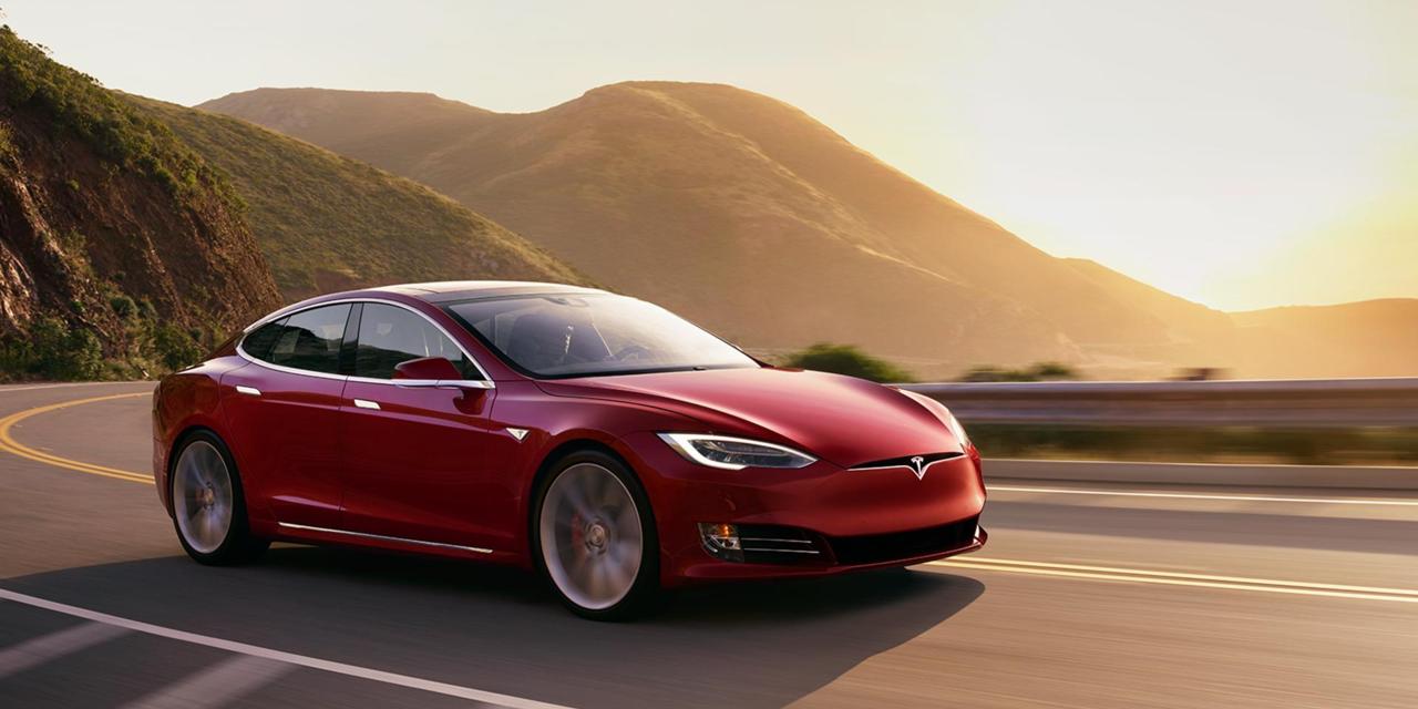 Εκτός γερμανικών επιδοτήσεων για ηλεκτροκίνητα το Tesla Model S