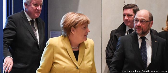 «Ένας νέος μεγάλος συνασπισμός θα ενίσχυε τα άκρα»