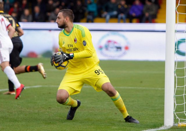 Η Μίλαν πέρασε εύκολα και συναντάει την Ίντερ