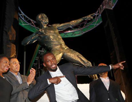 Ο Γιουσέιν Μπολτ έγινε άγαλμα στο Κίνγκστον