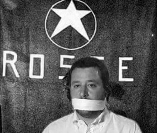 Ιταλία: Φιμωμένος σε φωτογραφία στο Facebook ο γραμματέας της Λέγκα