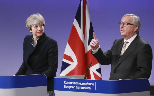 Χωρίς συμφωνία για το Brexit η συνάντηση Γιούνκερ – Μέι
