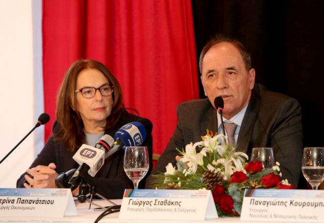 Σταθάκης: Άμεση προτεραιότητα ο μετασχηματισμός του ενεργειακού τομέα