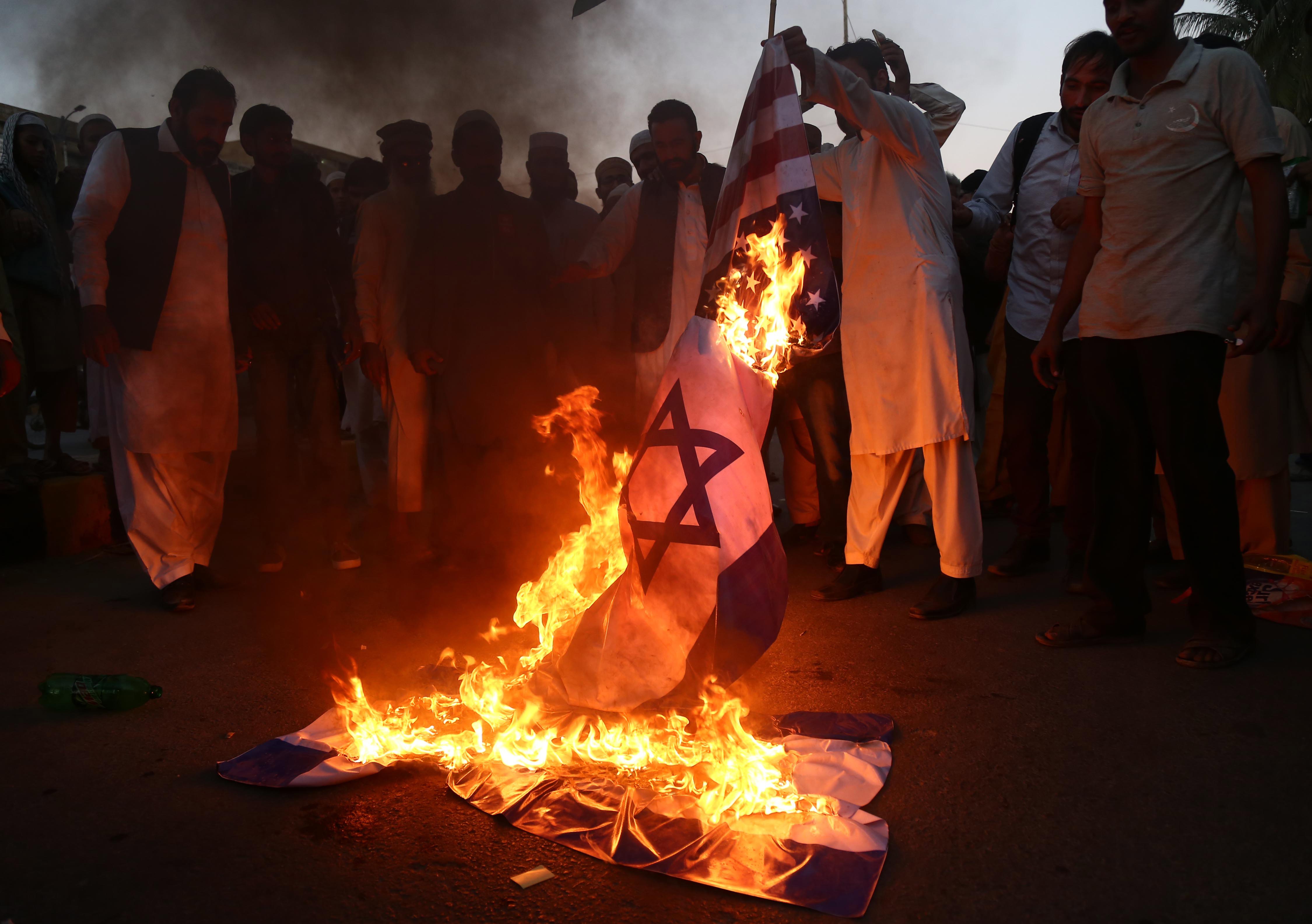Η Χεζμπολάχ στηρίζει τη νέα παλαιστινιακή Ιντιφάντα