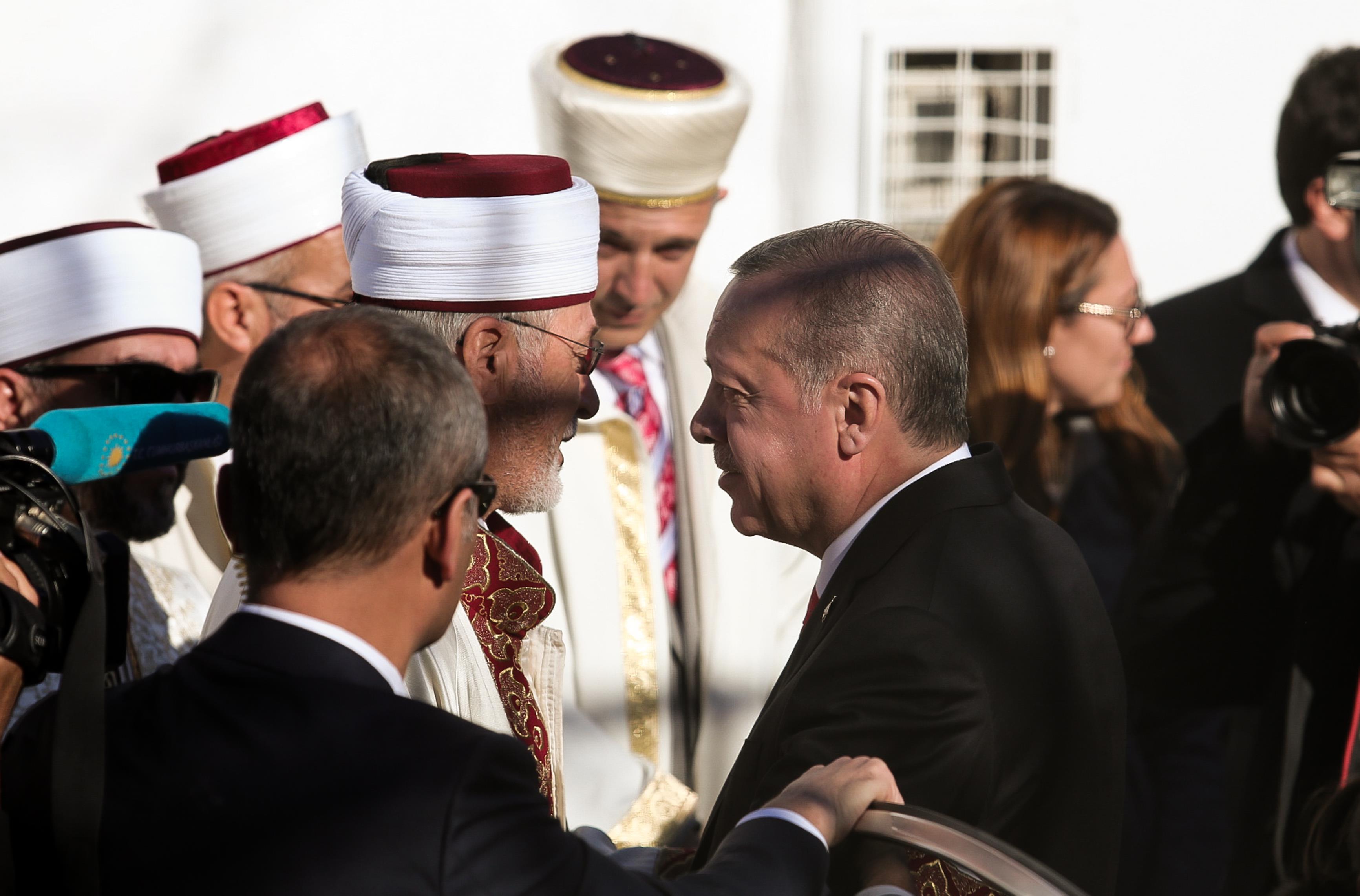 Ολοκληρώθηκε η επίσκεψη Ερντογάν στην Ελλάδα