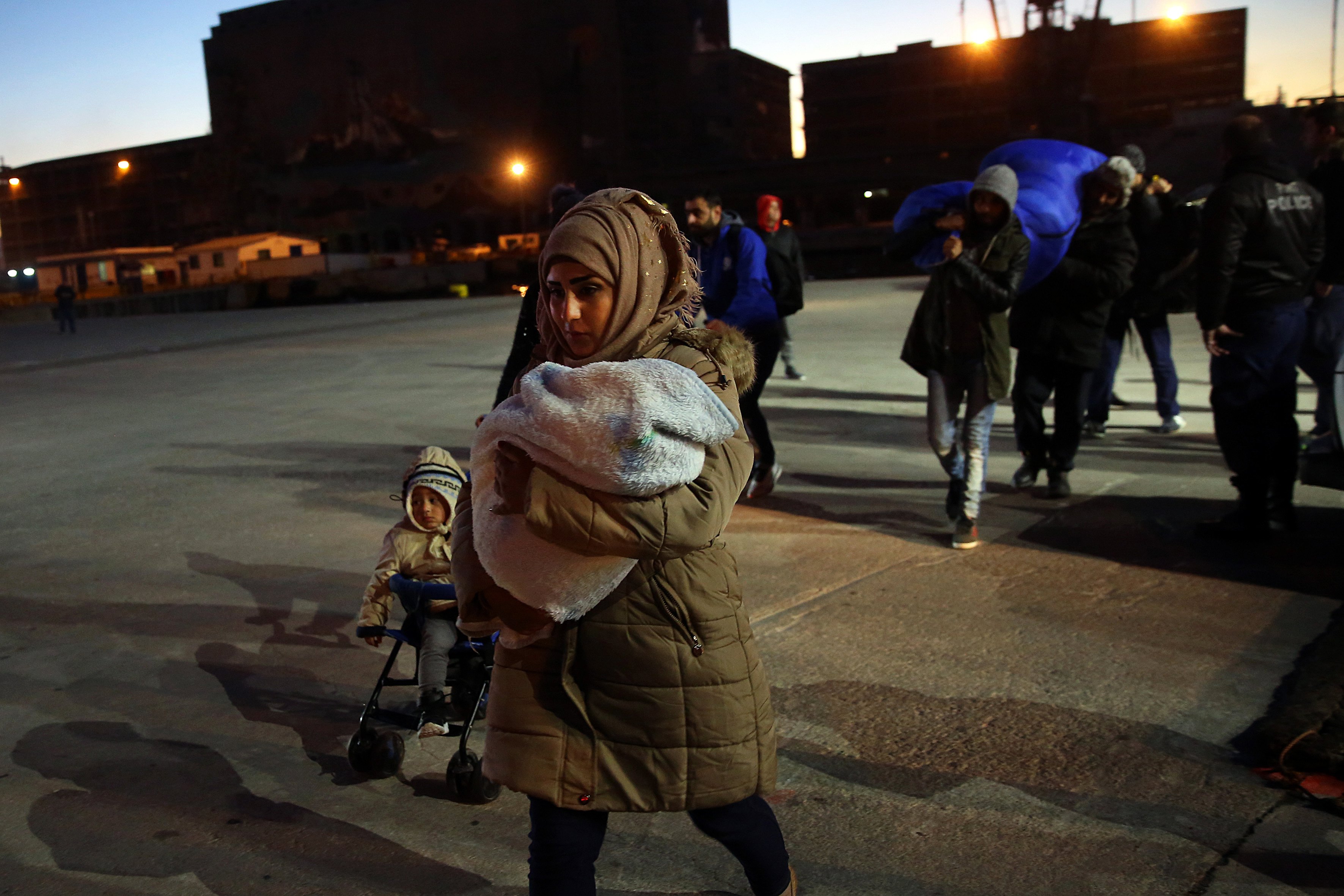 Tageszeitung: Αδιάφορη Γερμανία για προσφυγική κρίση στην Ελλάδα