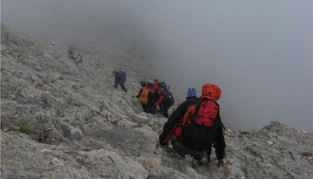 Ανασύρθηκε ο ένας ορειβάτης, νεκρός ο δεύτερος