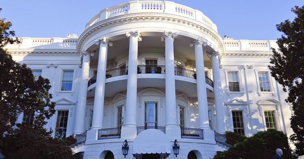 Ο Λευκός Οίκος «αδειάζει» τον Τίλερσον για τη Βόρεια Κορέα