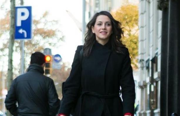 Διχασμένοι πάνε στις κάλπες οι καταλανοί αυτονομιστές