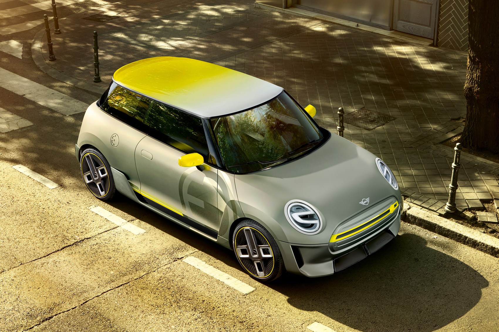 Νέο λογότυπο για την ΜΙΝΙ