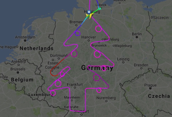 Ένα χριστουγεννιάτικο δέντρο στον ουρανό της Γερμανίας