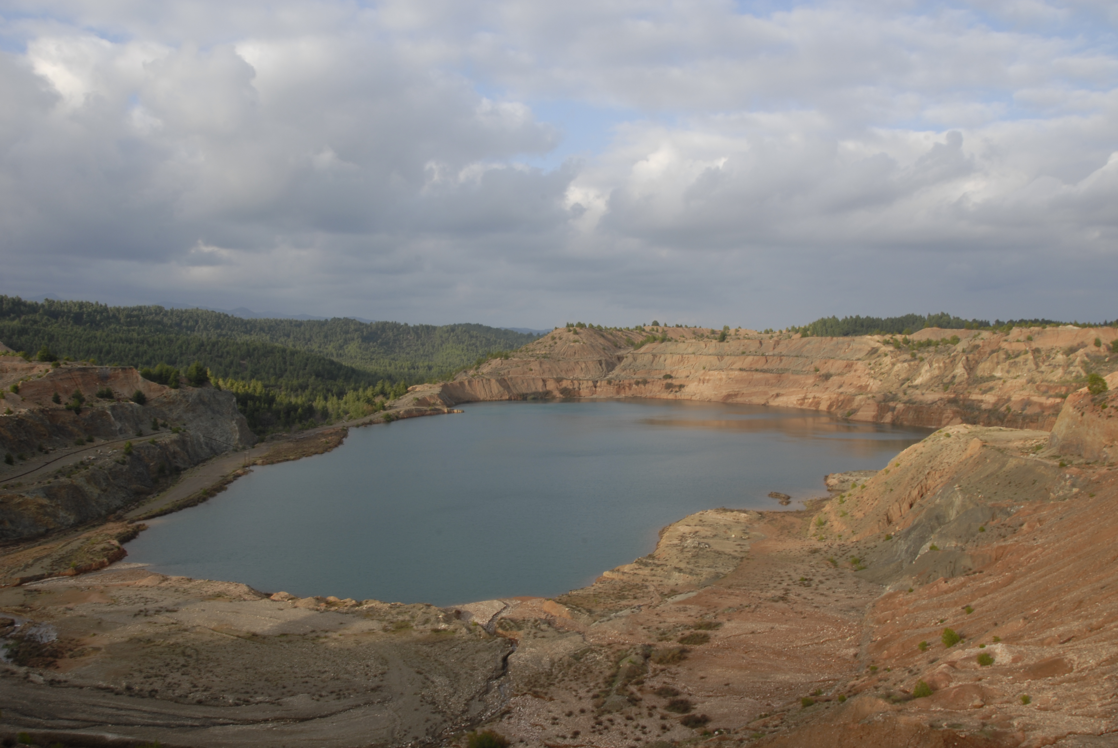 Βόρεια Εύβοια: Τα ορυχεία που έγιναν… αλπικές λίμνες