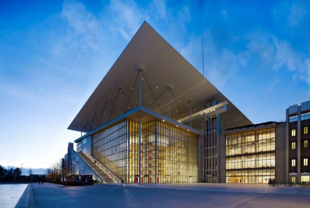 Υποψήφιο για το κορυφαίο βραβείο RIBA το ΚΠΙΣΝ