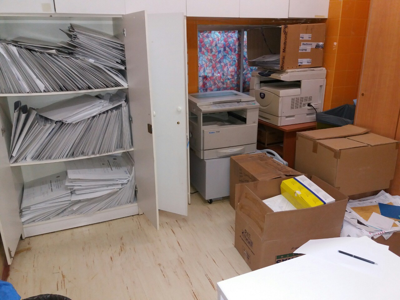 «Φέιγ βολάν» στους διαδρόμους οι ιατρικοί φάκελοι των ασθενών