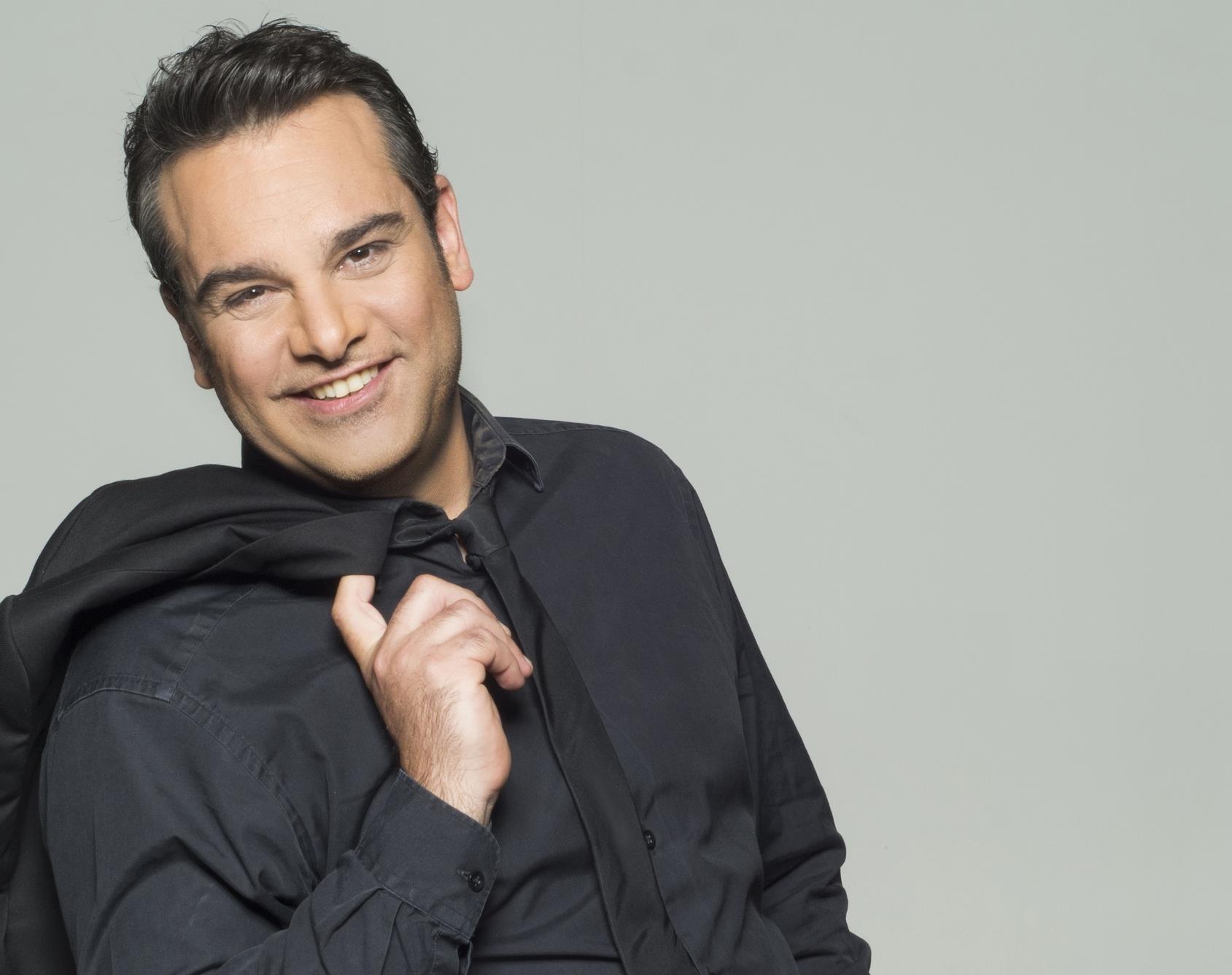 O Elvis πάει Gazarte στις 25 Δεκεμβρίου – live του Δώρου Δημοσθένους