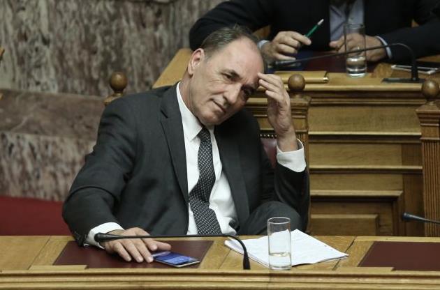 Σταθάκης: Κανένας κίνδυνος κατάρρευσης της ΔΕΗ με 1,2 δισ. εισροή χρημάτων