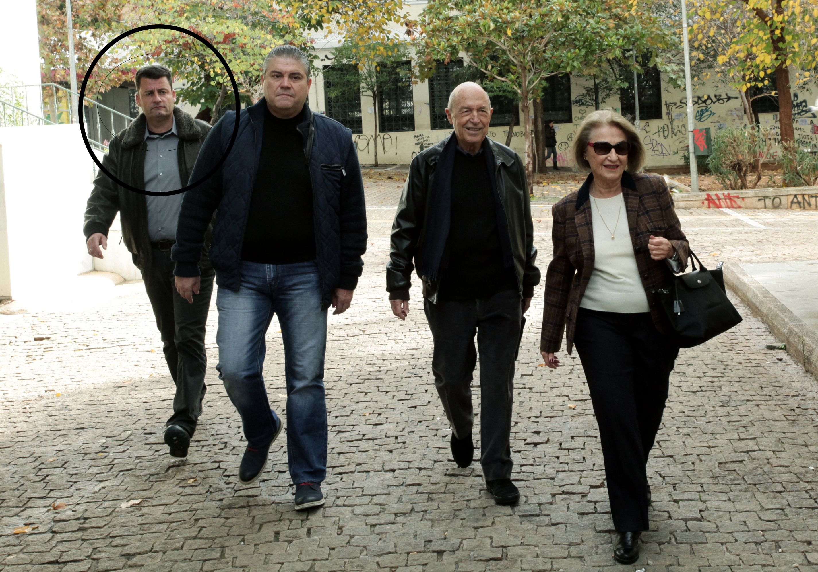 «Άμα θέλω σκοτώνω τον Σημίτη» φέρεται να είχε πει ο αστυνομικός